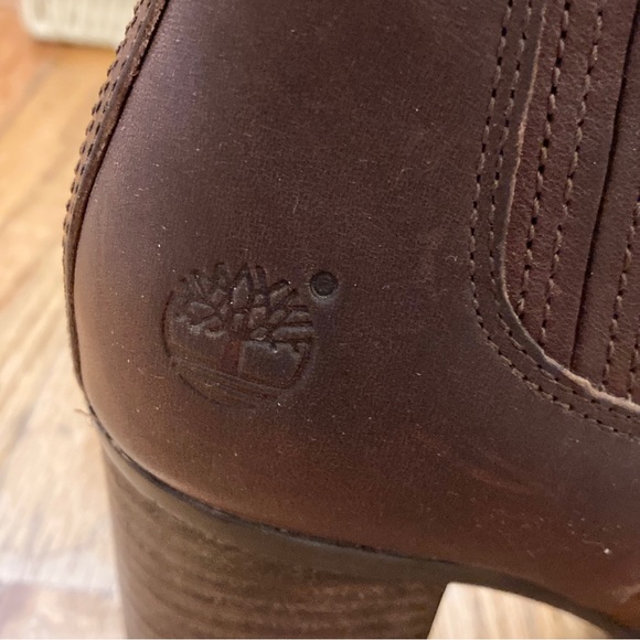 Timberland Atlantic Heights Leather Slip On Heeled Chelsea Booties - Picture 4 of 13